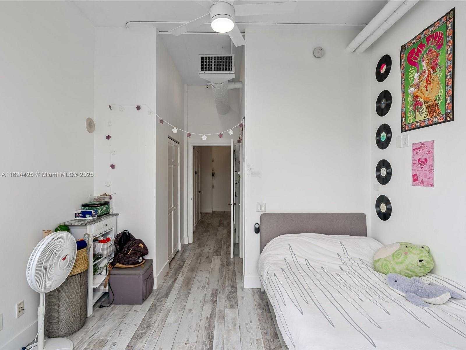 Small Image of 3029 NORTH EAST 188TH ST #725, Aventura Number 28