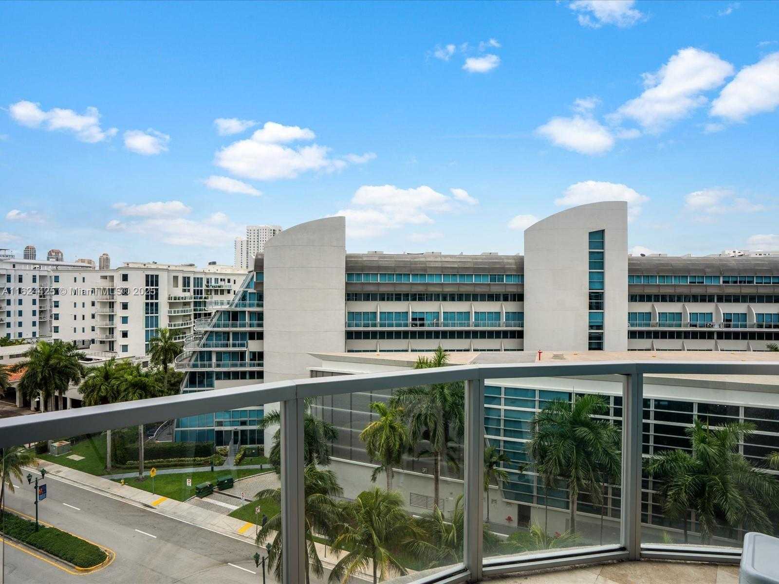 Small Image of 3029 NORTH EAST 188TH ST #725, Aventura Number 37