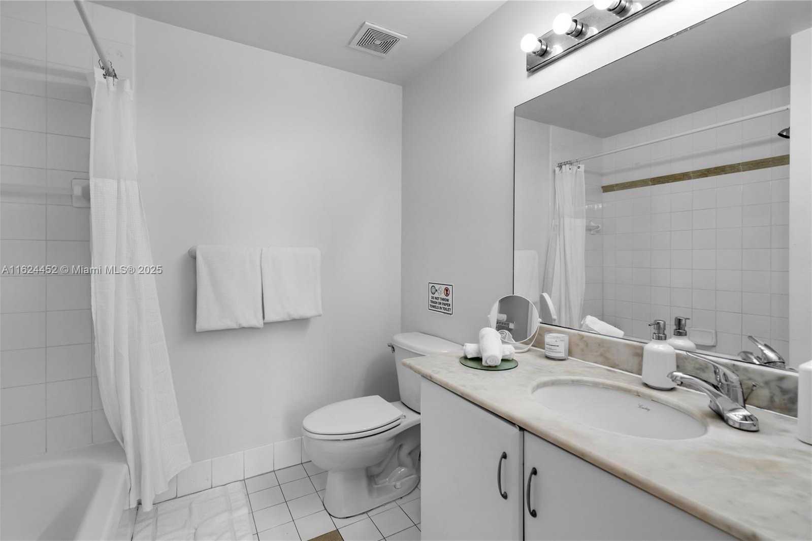 Small Image of 1200 BRICKELL BAY DR #4209, Miami Number 29