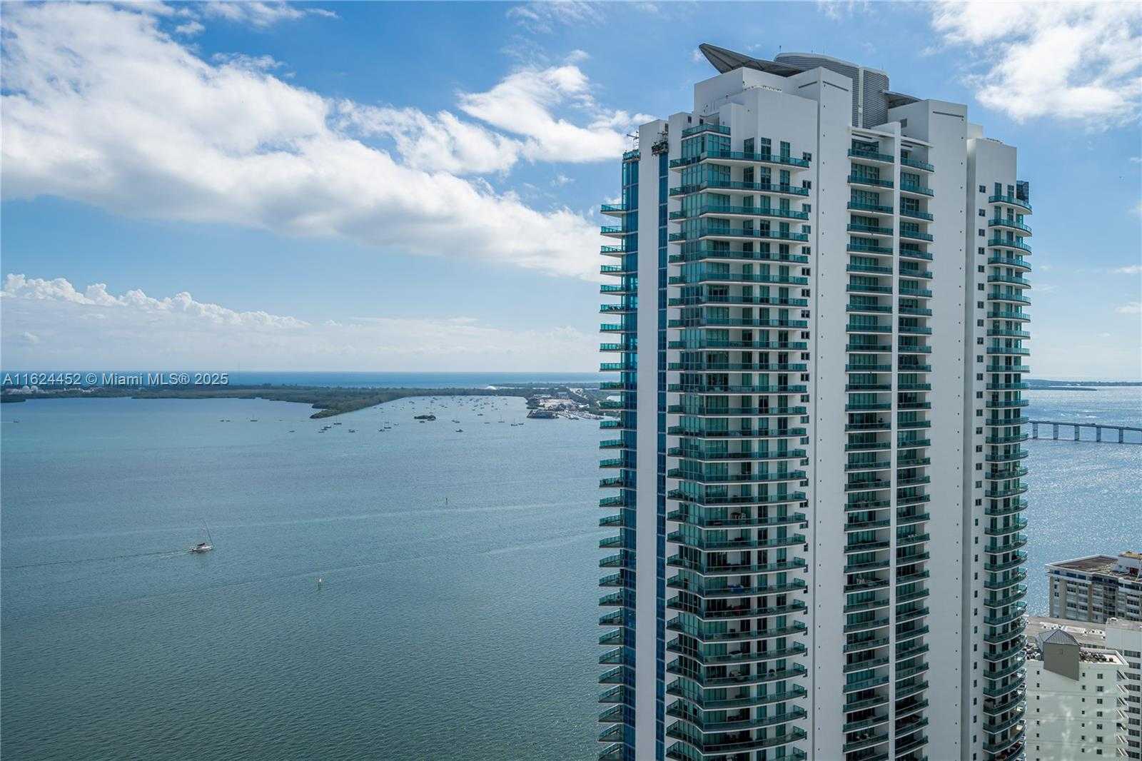 Small Image of 1200 BRICKELL BAY DR #4209, Miami Number 49