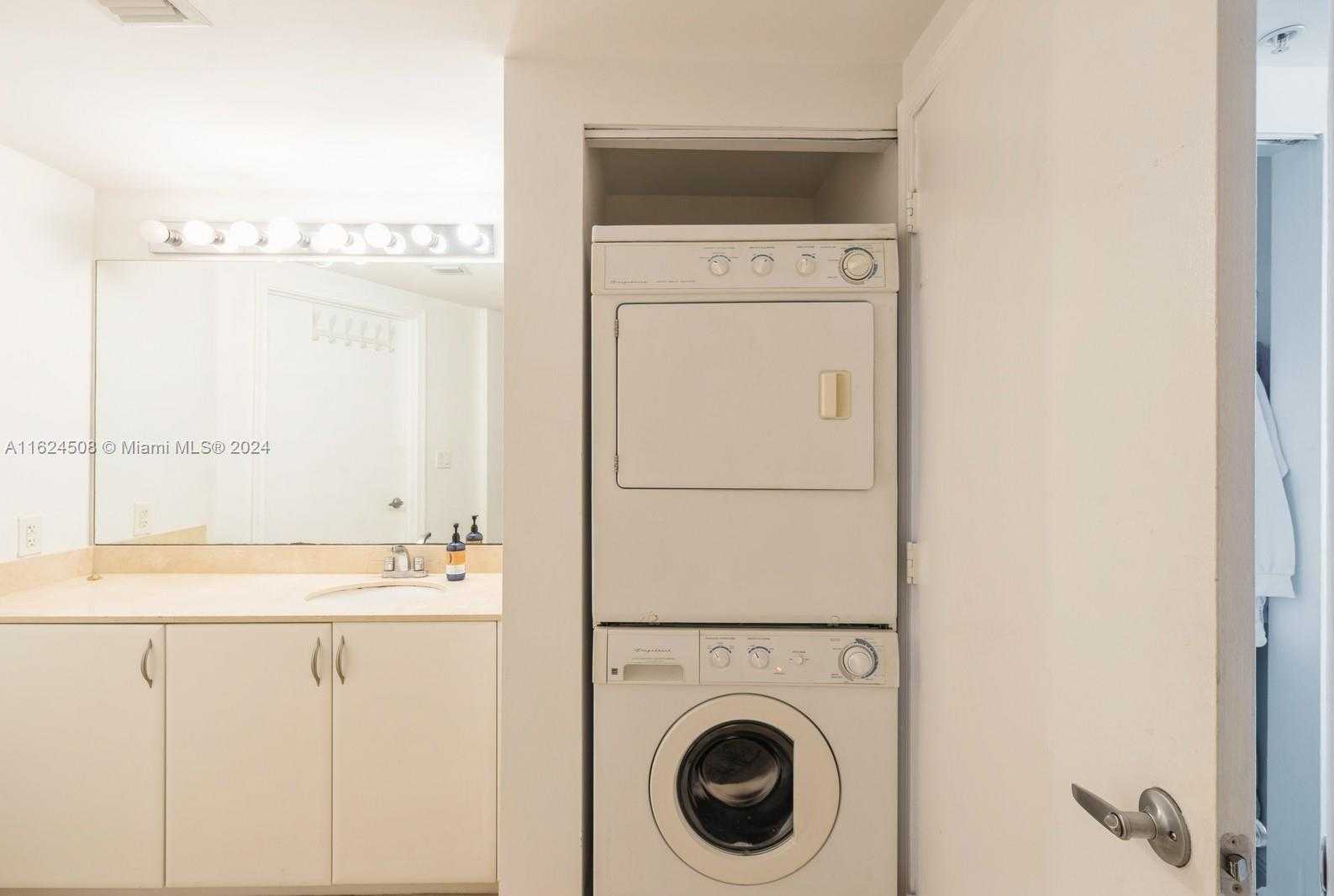 Small Image of 1750 NORTH BAYSHORE DR #4702, Miami Number 12
