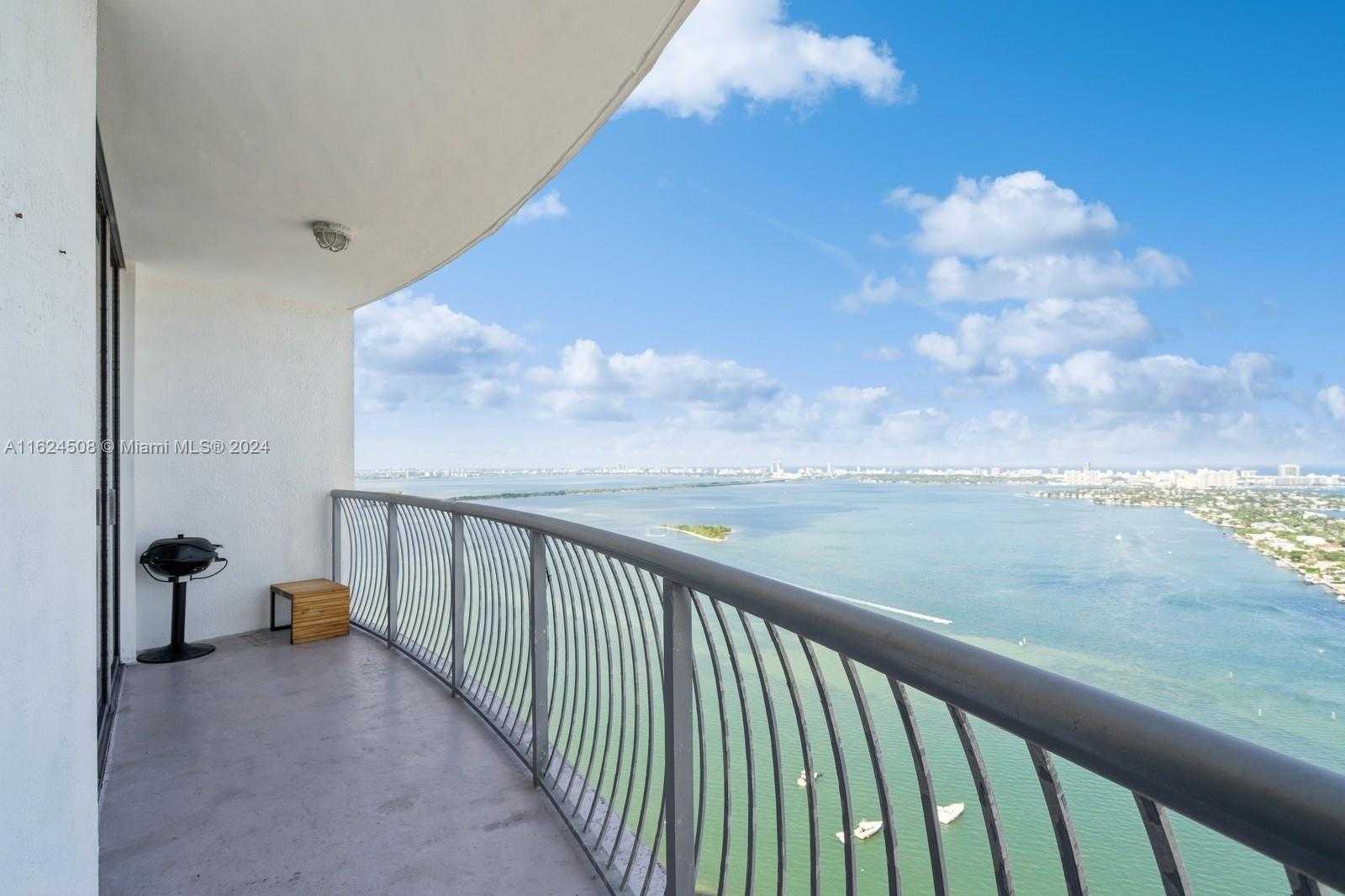 Small Image of 1750 NORTH BAYSHORE DR #4702, Miami Number 13