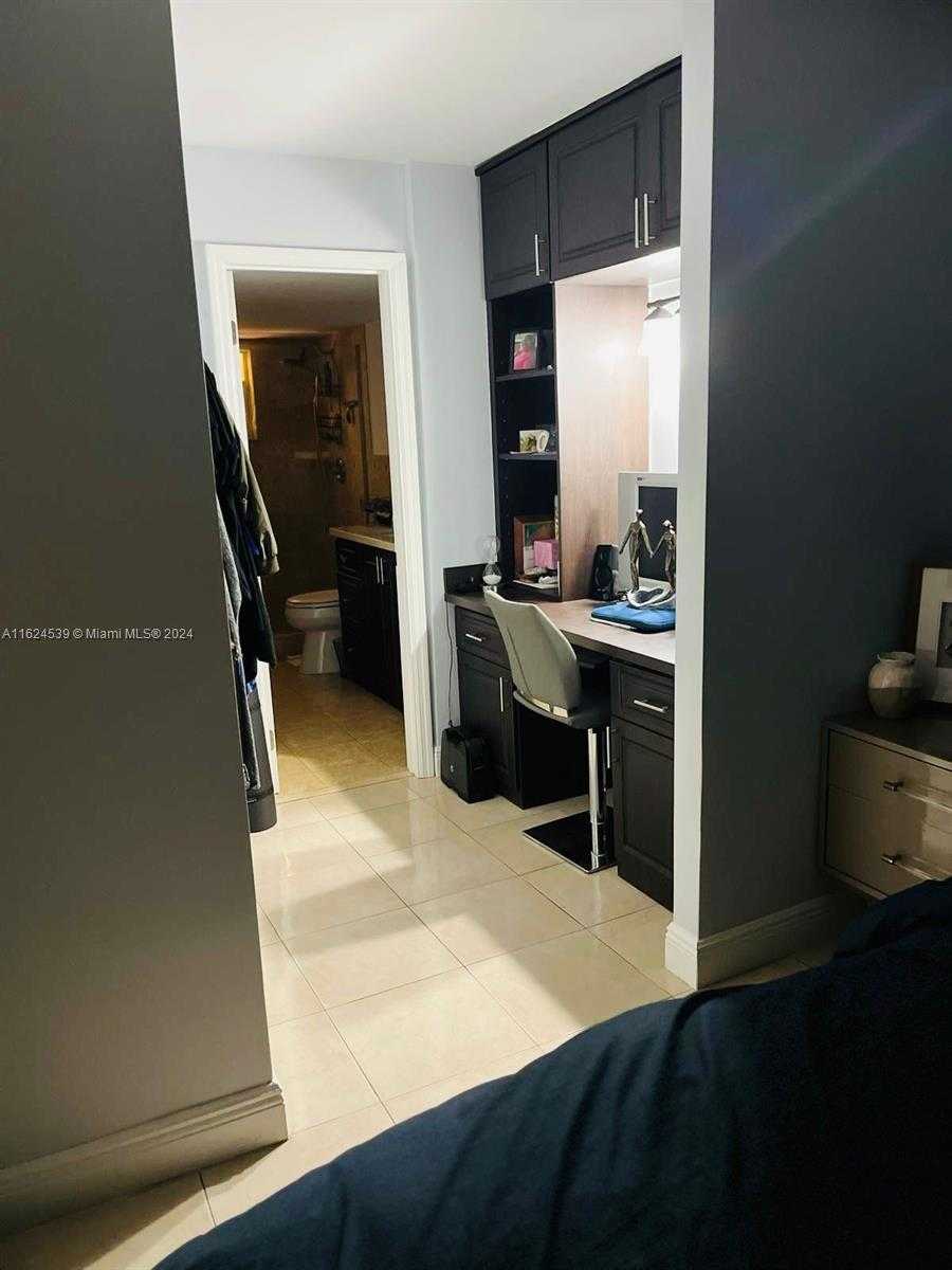 Small Image of 3725 NORTH EAST 169TH ST #111, North Miami Beach Number 12