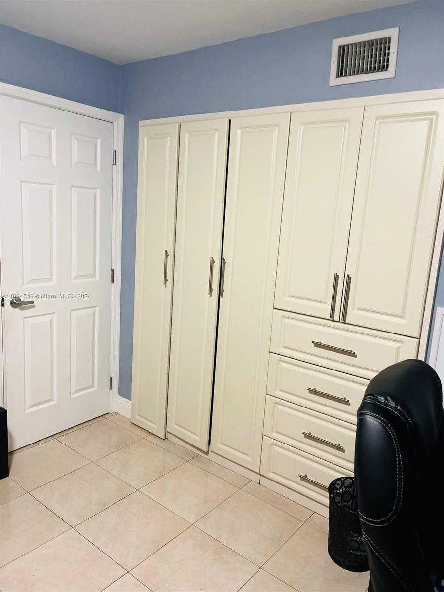 Small Image of 3725 NORTH EAST 169TH ST #111, North Miami Beach Number 25