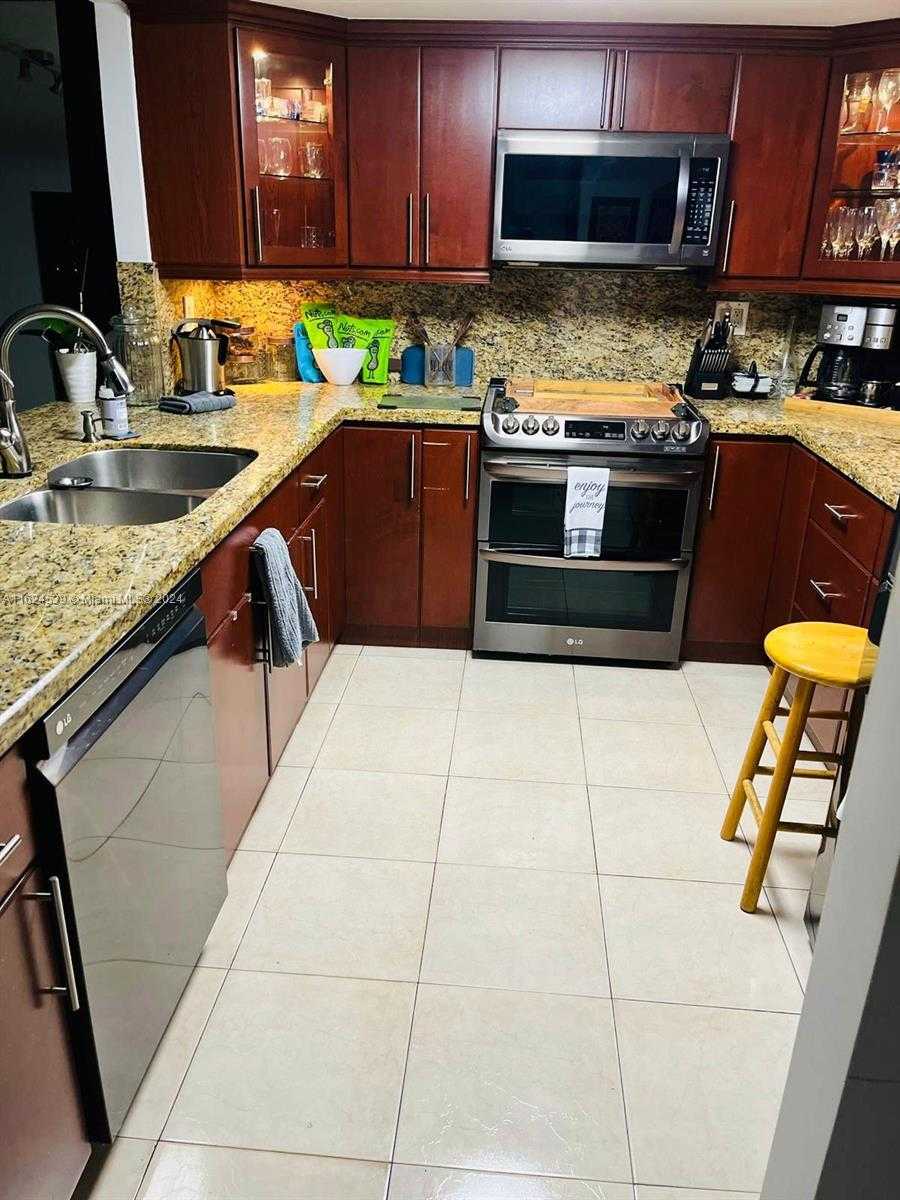 Small Image of 3725 NORTH EAST 169TH ST #111, North Miami Beach Number 3