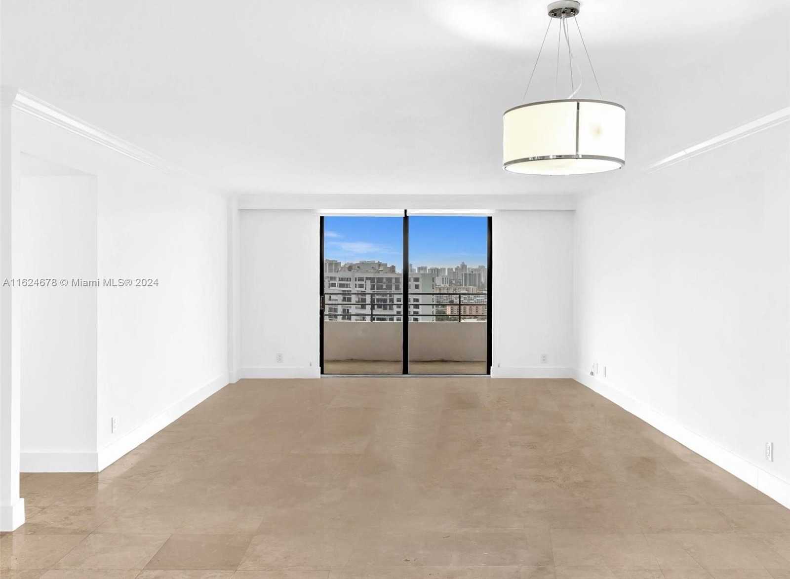 Small Image of 2500 PARKVIEW DR #2415, Hallandale Beach Number 13