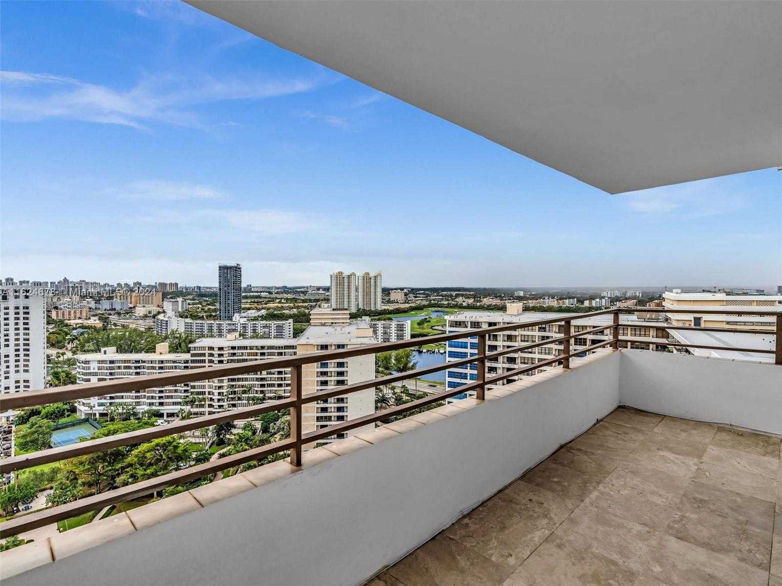 Small Image of 2500 PARKVIEW DR #2415, Hallandale Beach Number 20
