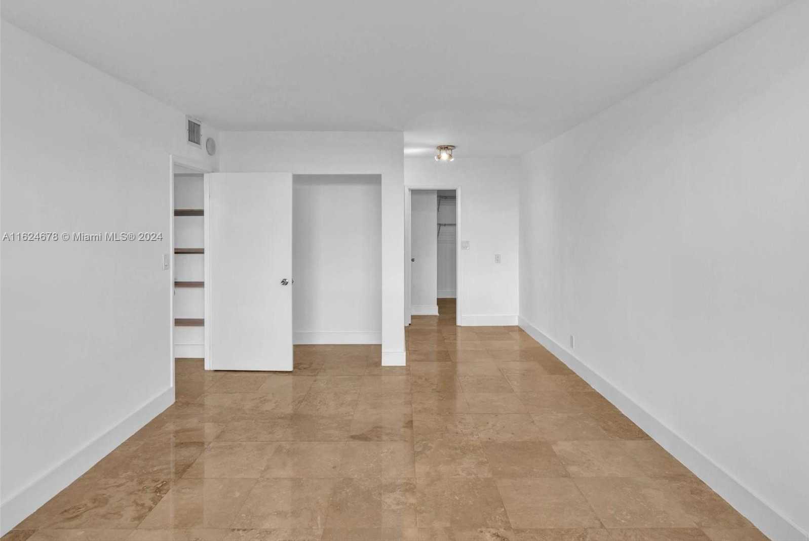 Small Image of 2500 PARKVIEW DR #2415, Hallandale Beach Number 21