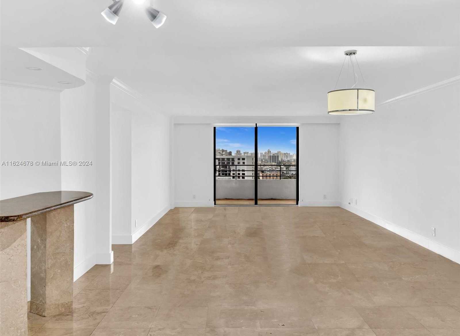 Small Image of 2500 PARKVIEW DR #2415, Hallandale Beach Number 9