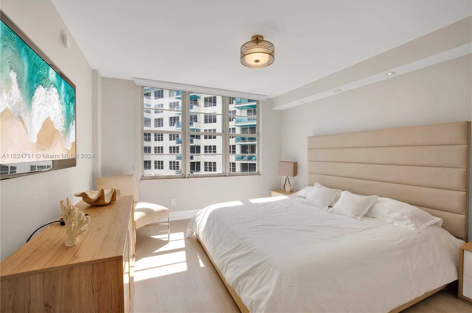 Small Image of 5151 COLLINS AVE #1125, Miami Beach Number 10