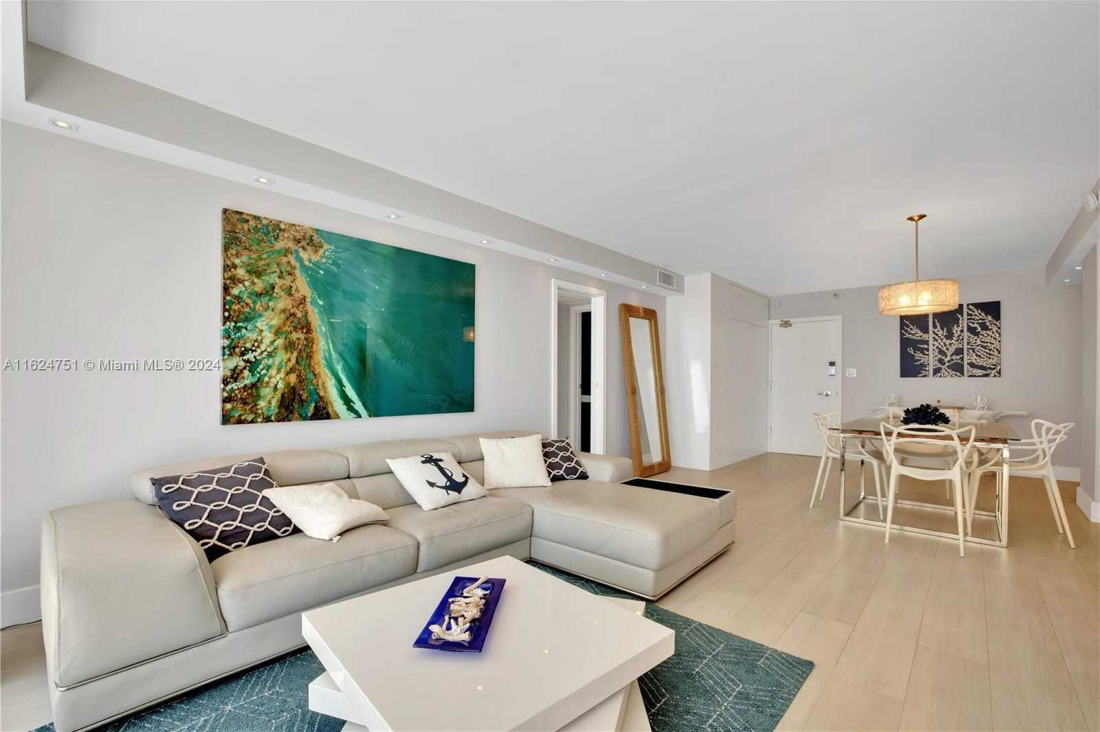 Small Image of 5151 COLLINS AVE #1125, Miami Beach Number 4