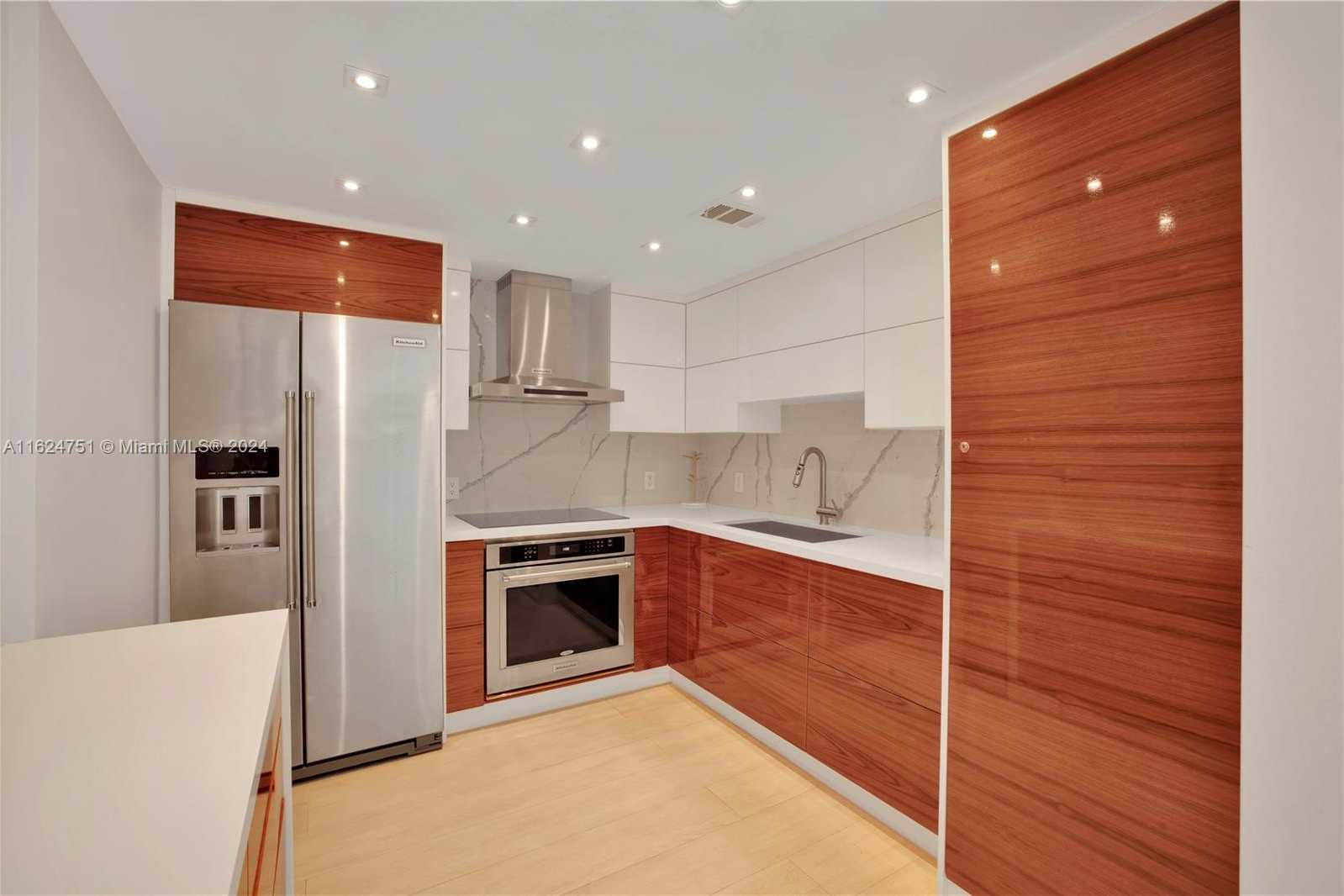 Small Image of 5151 COLLINS AVE #1125, Miami Beach Number 7