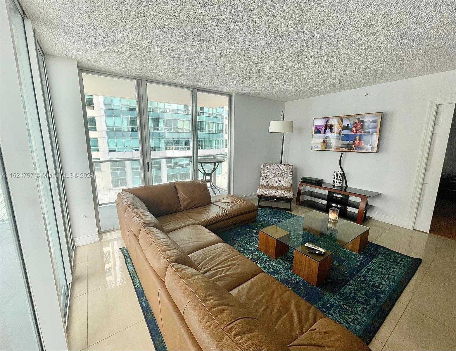 Small Image of 1155 BRICKELL BAY DR #1401, Miami Number 2