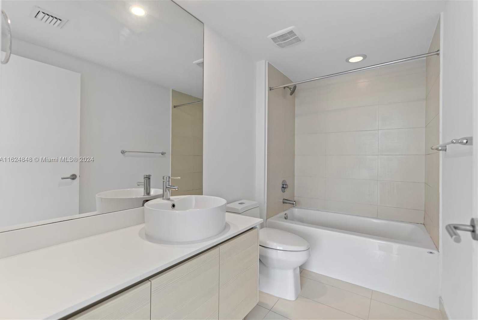 Small Image of 4250 BISCAYNE BLVD #1018, Miami Number 11