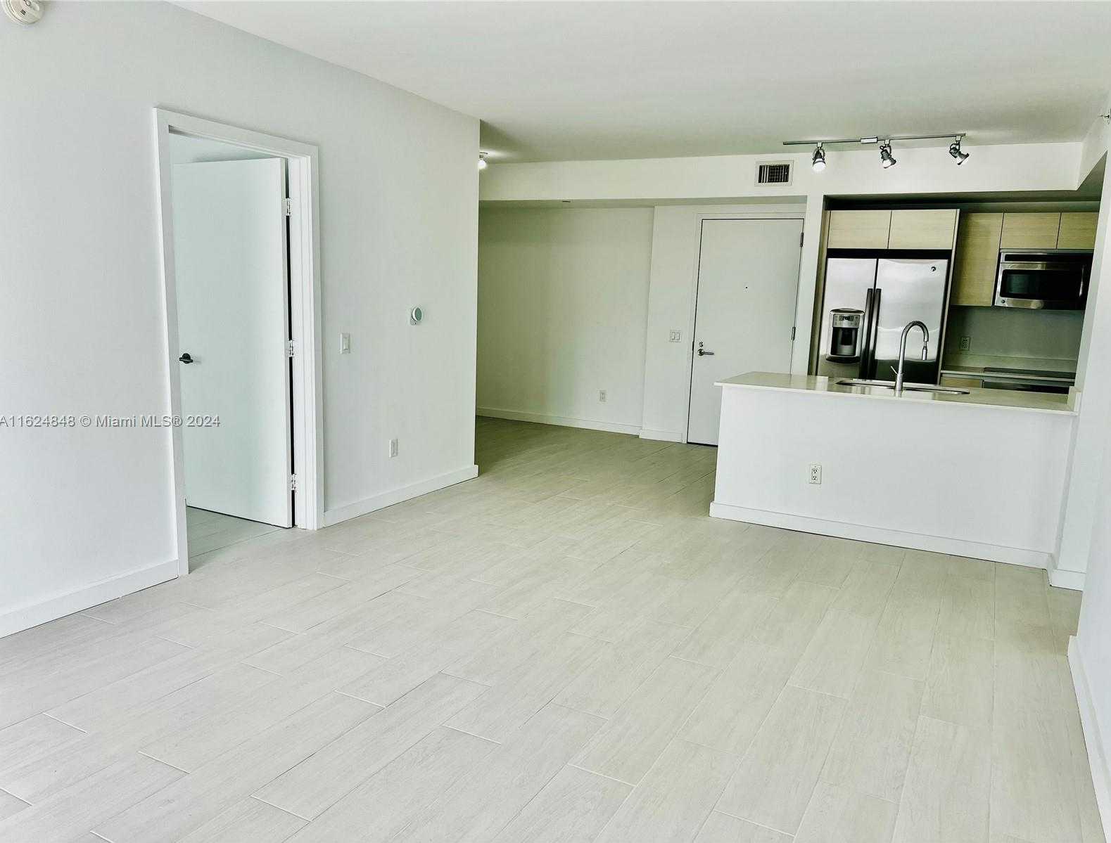 Small Image of 4250 BISCAYNE BLVD #1018, Miami Number 24
