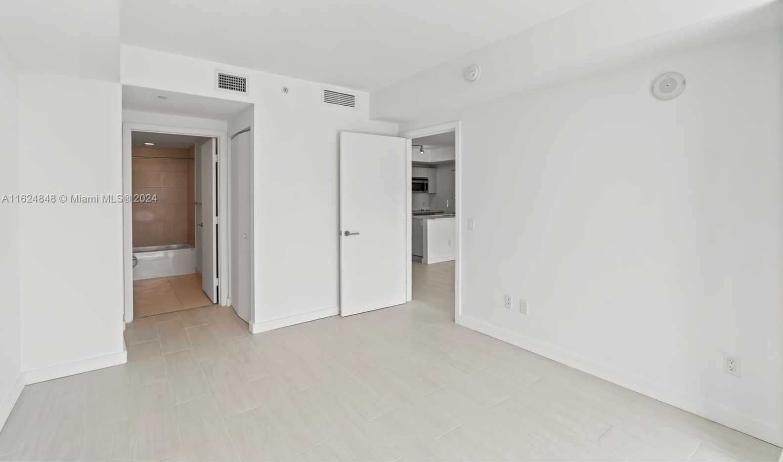 Small Image of 4250 BISCAYNE BLVD #1018, Miami Number 39