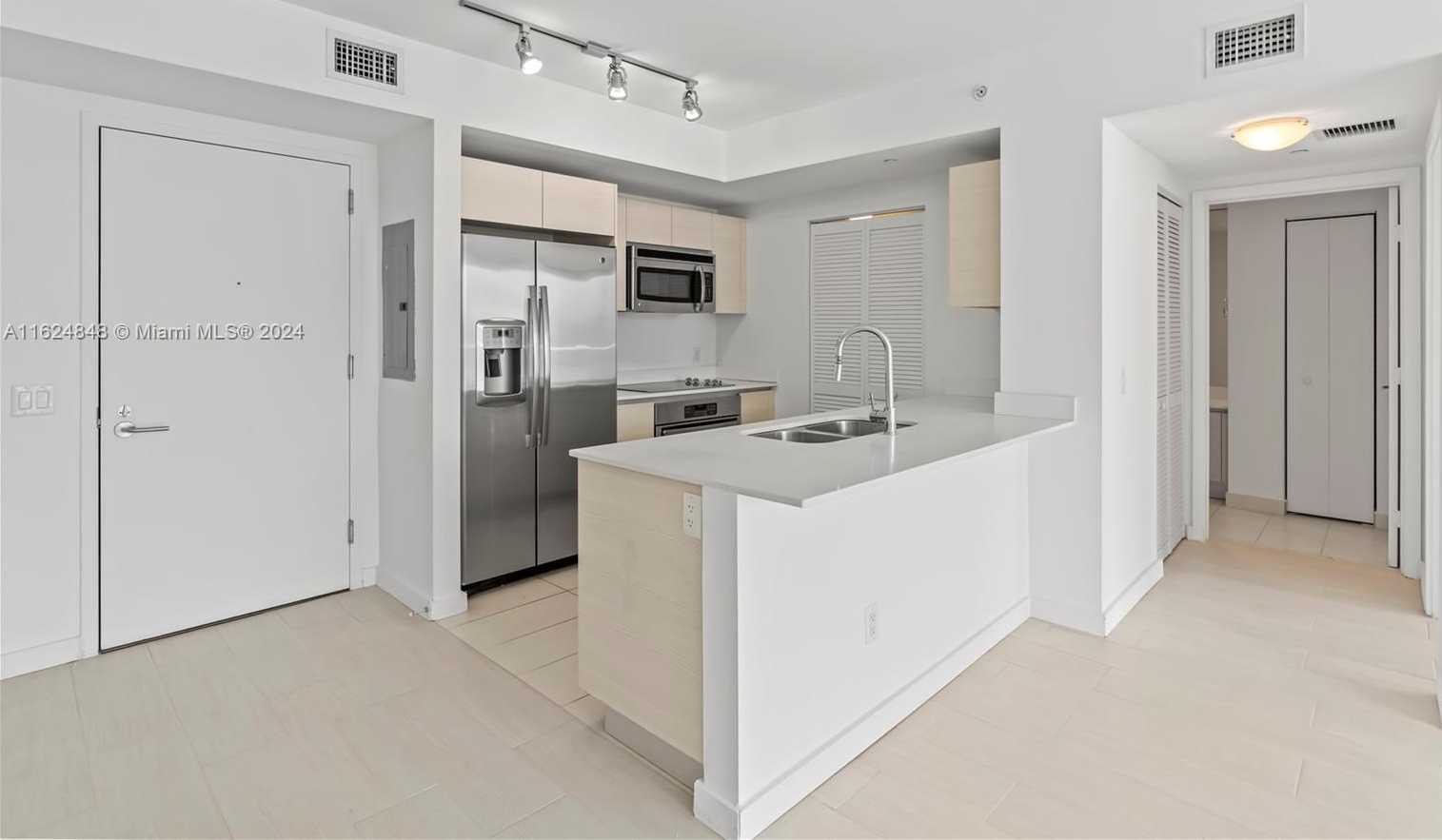 Small Image of 4250 BISCAYNE BLVD #1018, Miami Number 51