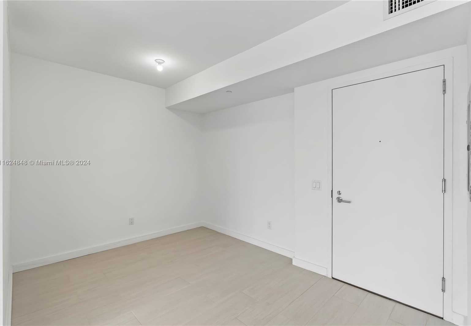 Small Image of 4250 BISCAYNE BLVD #1018, Miami Number 56