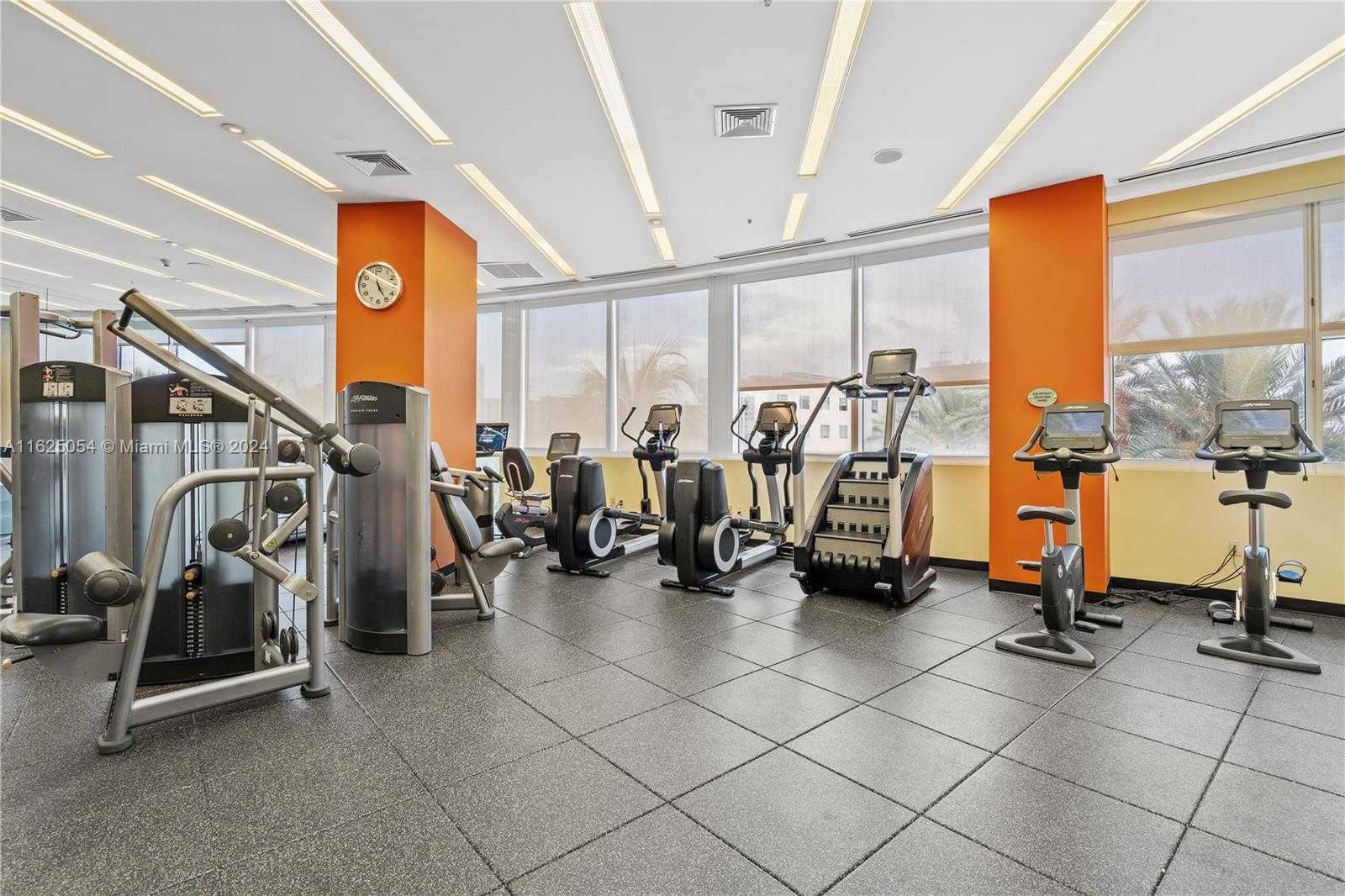 Small Image of 18001 COLLINS AVE #2010, Sunny Isles Beach Number 27