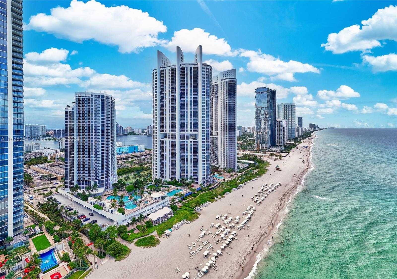 Small Image of 18001 COLLINS AVE #2010, Sunny Isles Beach Number 3