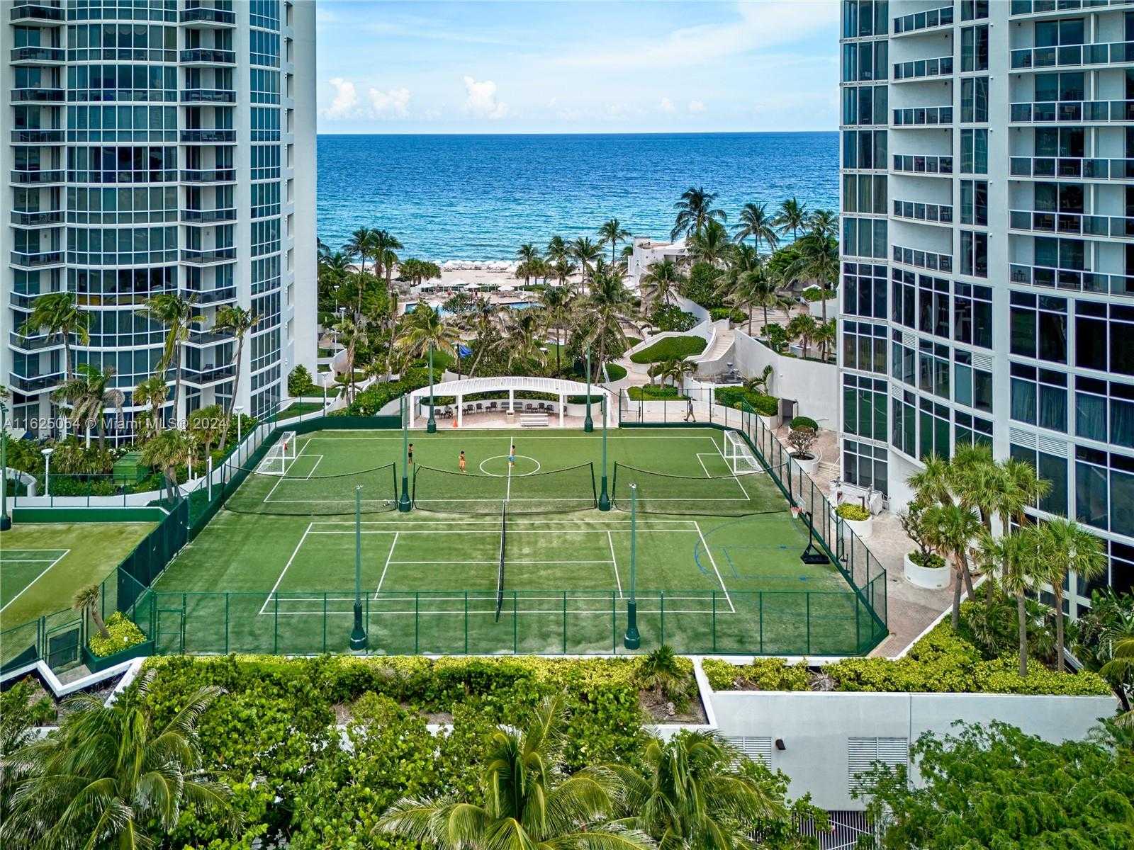 Small Image of 18001 COLLINS AVE #2010, Sunny Isles Beach Number 4