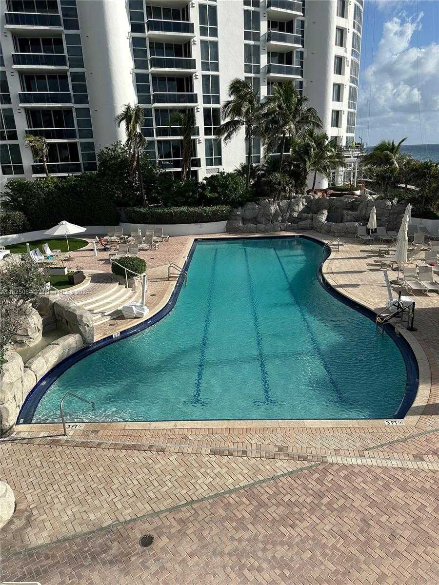 Small Image of 18001 COLLINS AVE #2010, Sunny Isles Beach Number 7