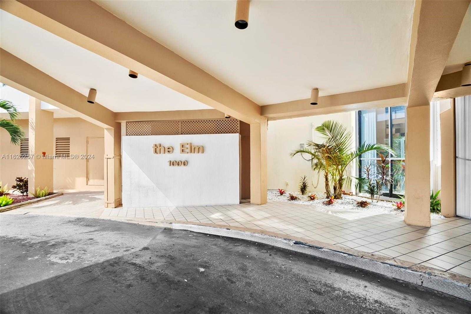 Small Image of 1000 SAINT CHARLES PL #522, Pembroke Pines Number 3