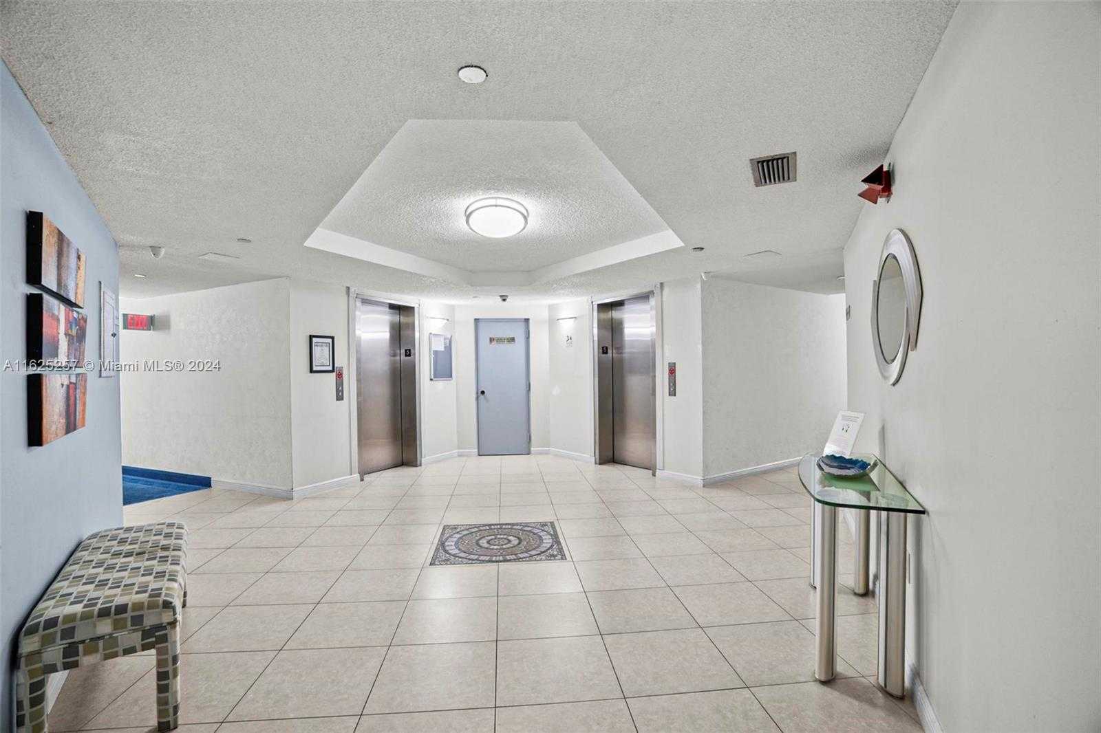 Small Image of 1000 SAINT CHARLES PL #522, Pembroke Pines Number 4