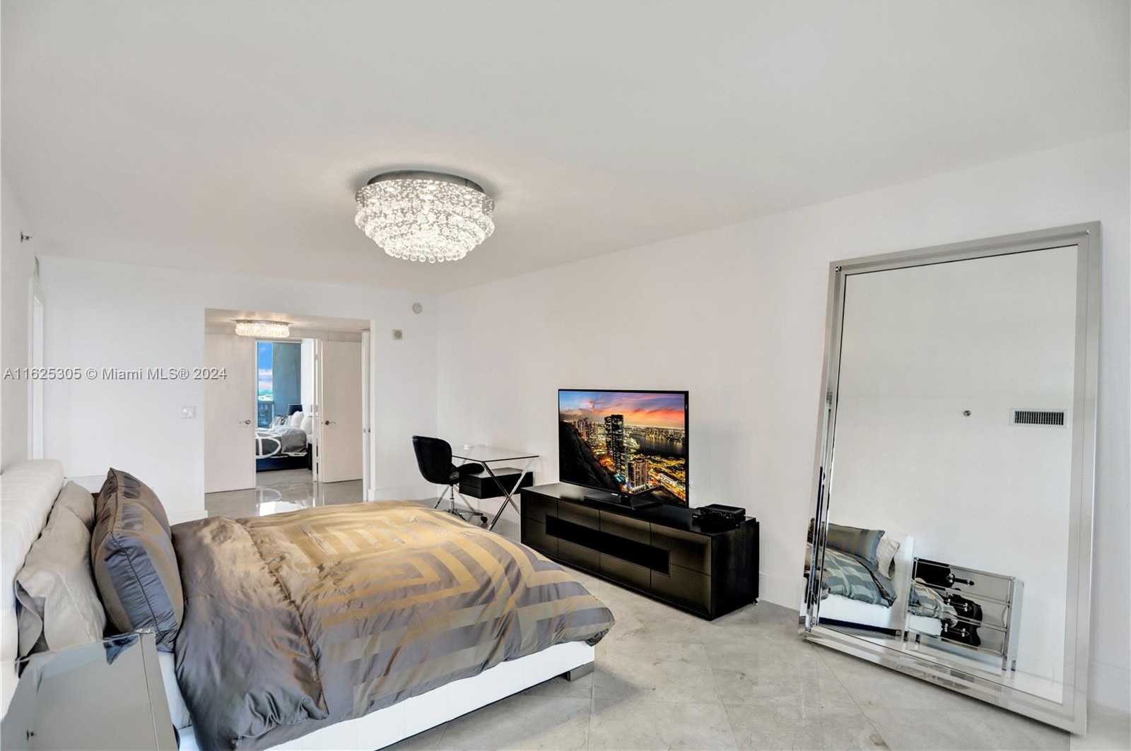 Small Image of 17201 COLLINS AVE #3305, Sunny Isles Beach Number 12