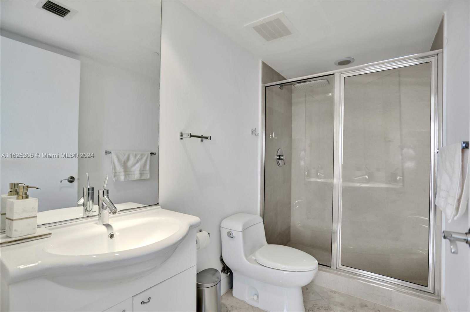 Small Image of 17201 COLLINS AVE #3305, Sunny Isles Beach Number 37