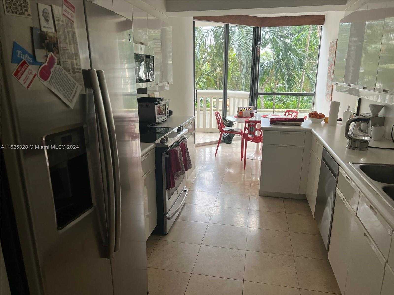 Small Image of 2000 ISLAND BLVD #405, Aventura Number 23