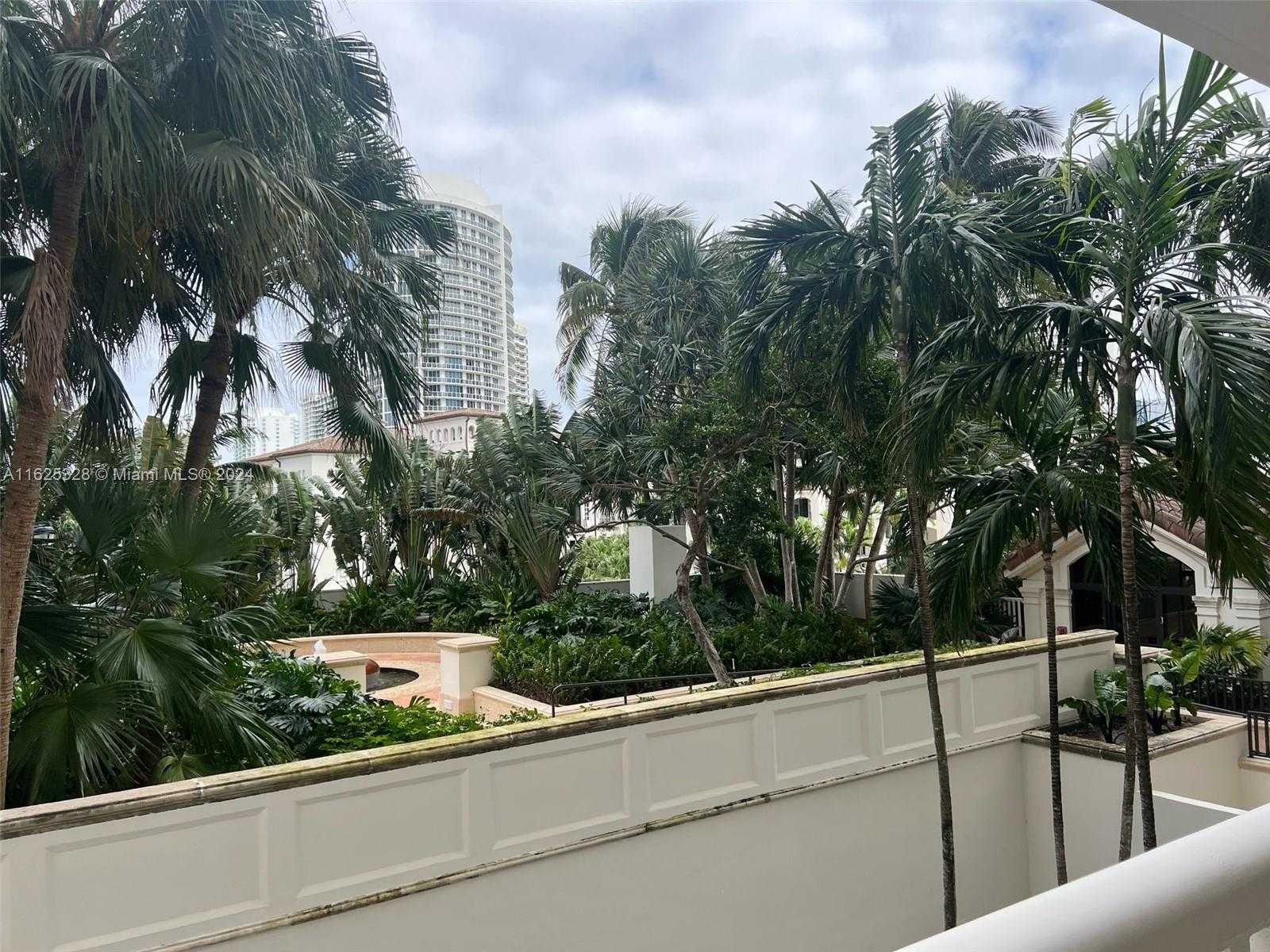 Small Image of 2000 ISLAND BLVD #405, Aventura Number 27