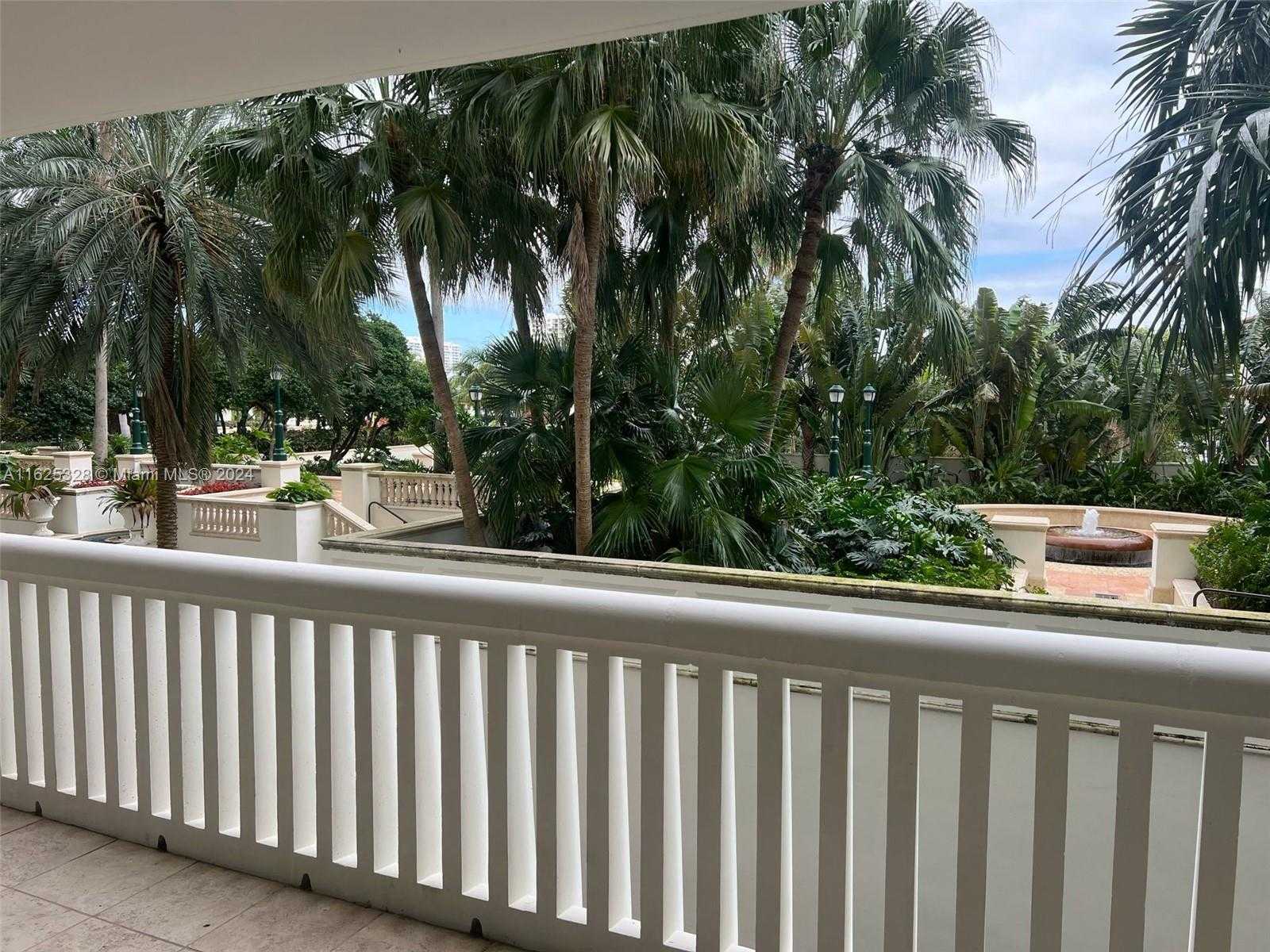 Small Image of 2000 ISLAND BLVD #405, Aventura Number 31