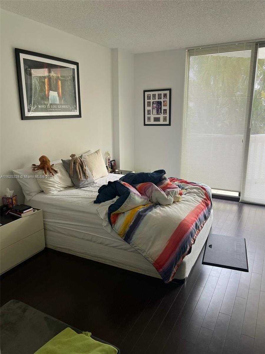 Small Image of 2000 ISLAND BLVD #405, Aventura Number 7