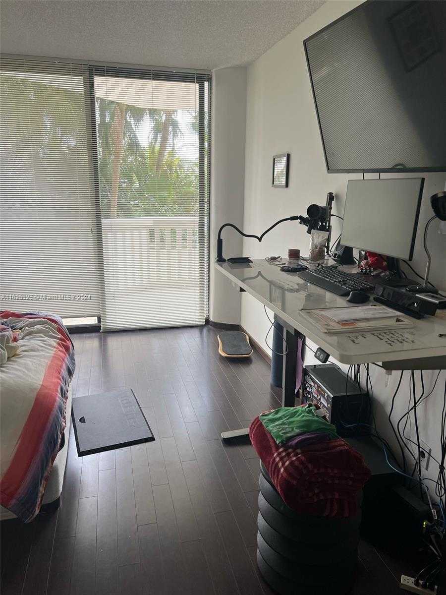 Small Image of 2000 ISLAND BLVD #405, Aventura Number 8