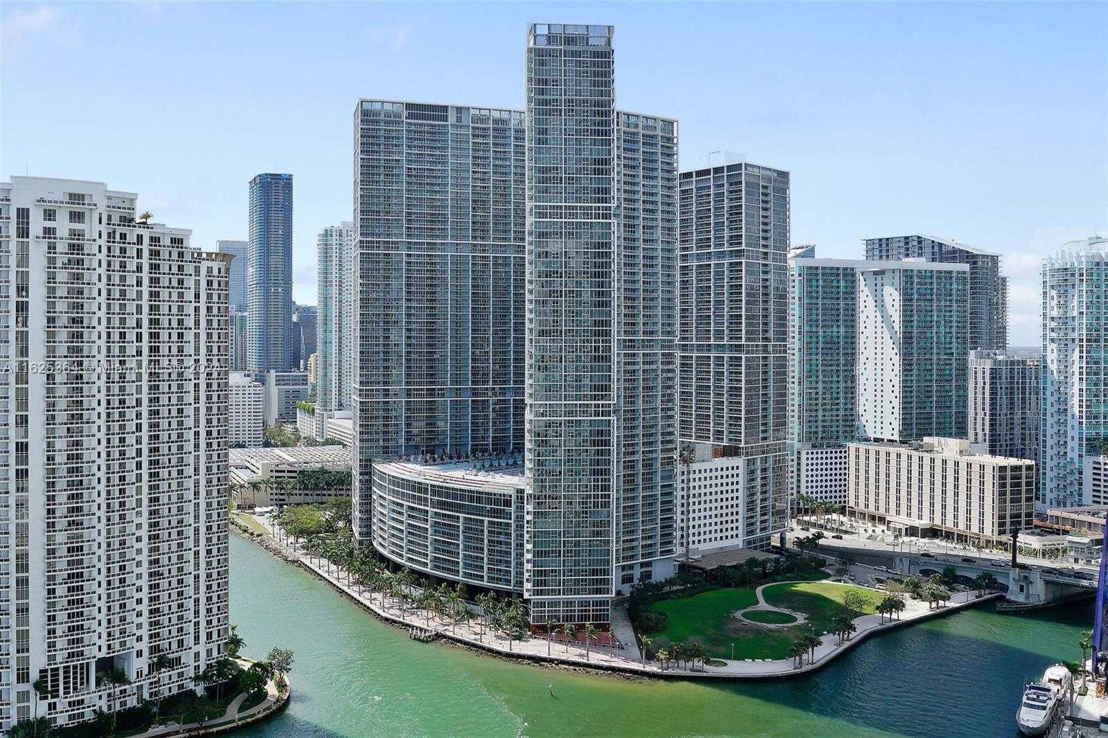 Small Image of 475 Brickell Ave, Miami, FL 33131, USA Number 44