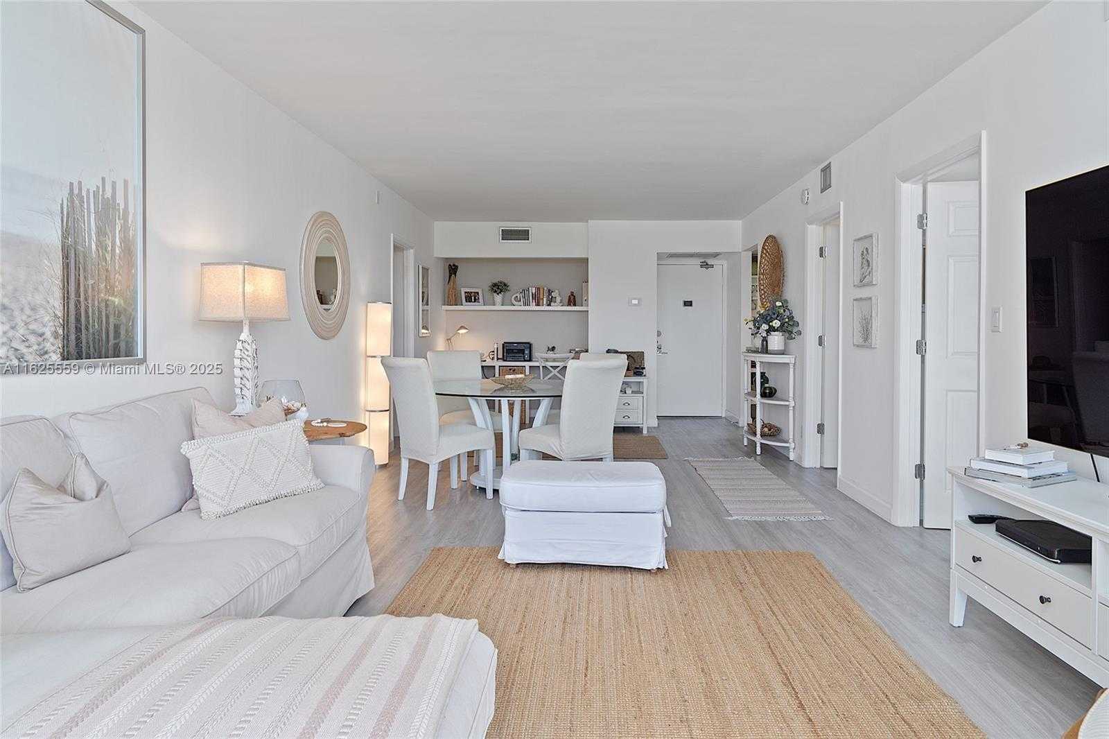 Small Image of 20301 WEST COUNTRY CLUB DR #728, Aventura Number 19
