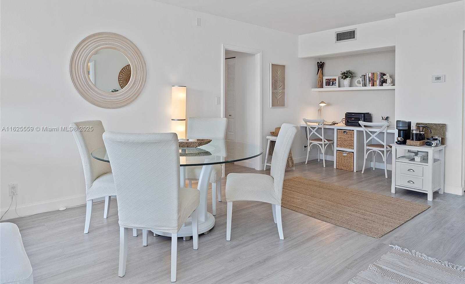 Small Image of 20301 WEST COUNTRY CLUB DR #728, Aventura Number 22