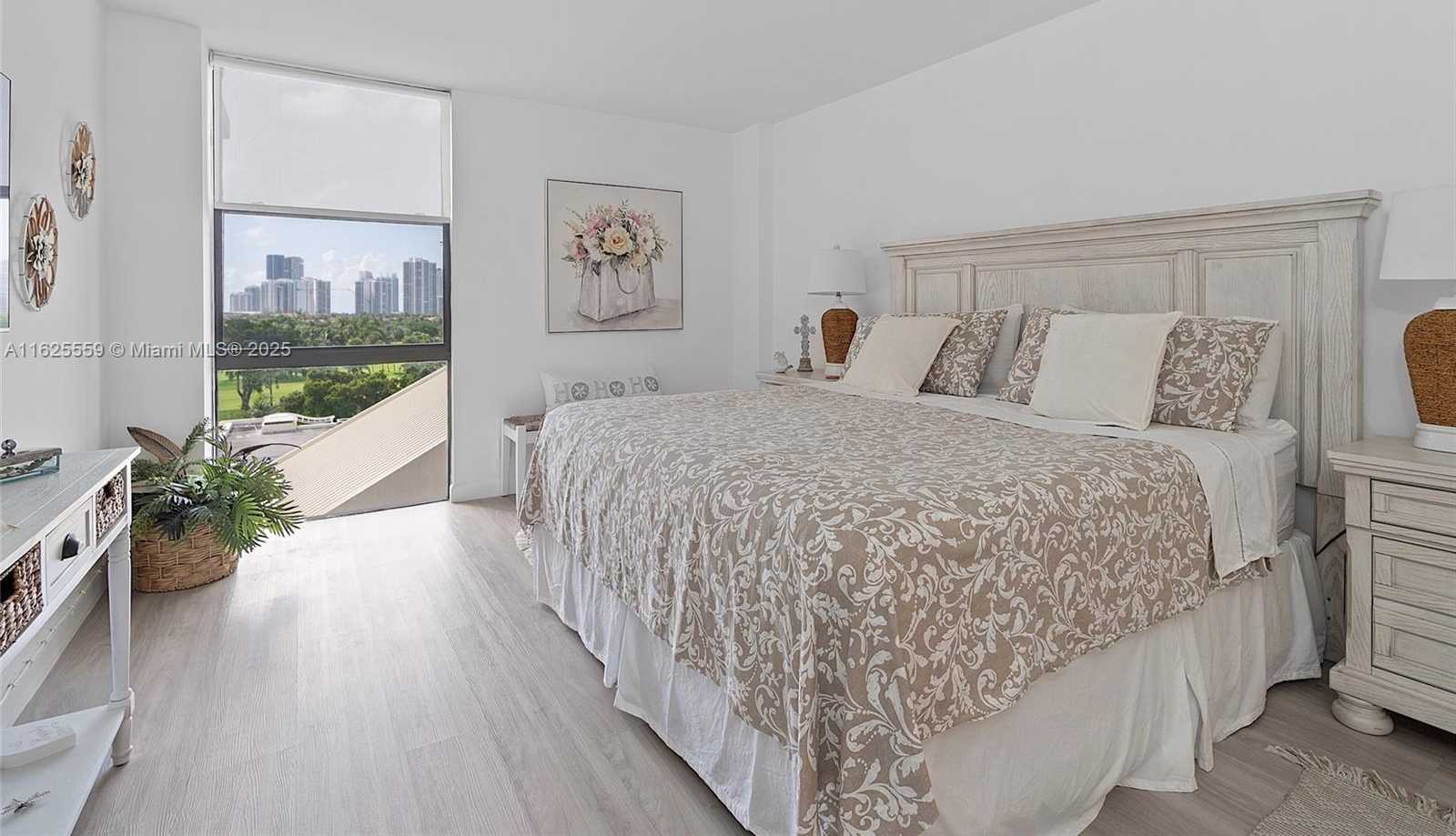 Small Image of 20301 WEST COUNTRY CLUB DR #728, Aventura Number 30