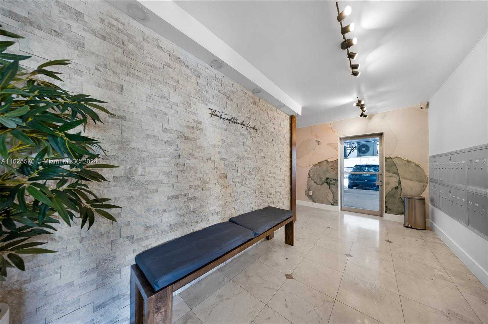 Small Image of 7133 BAY DR #401, Miami Beach Number 26