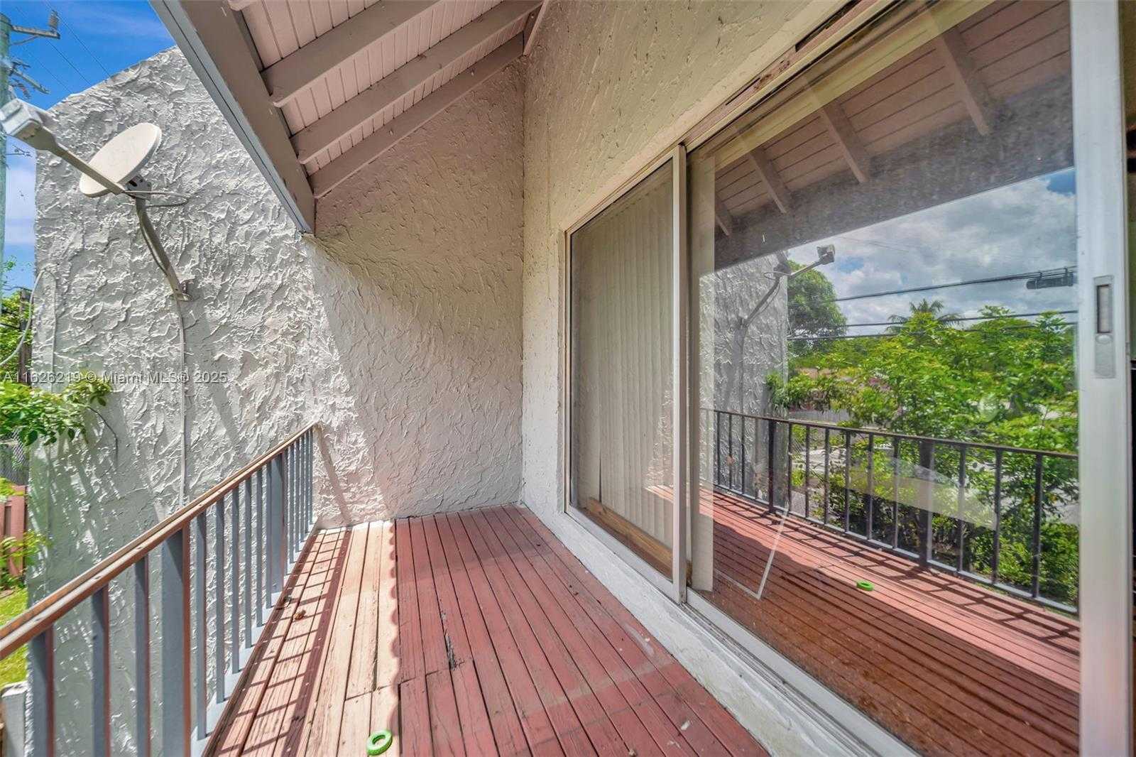 Small Image of 1809 NORTH WEST 58TH AVE #18, Lauderhill Number 28