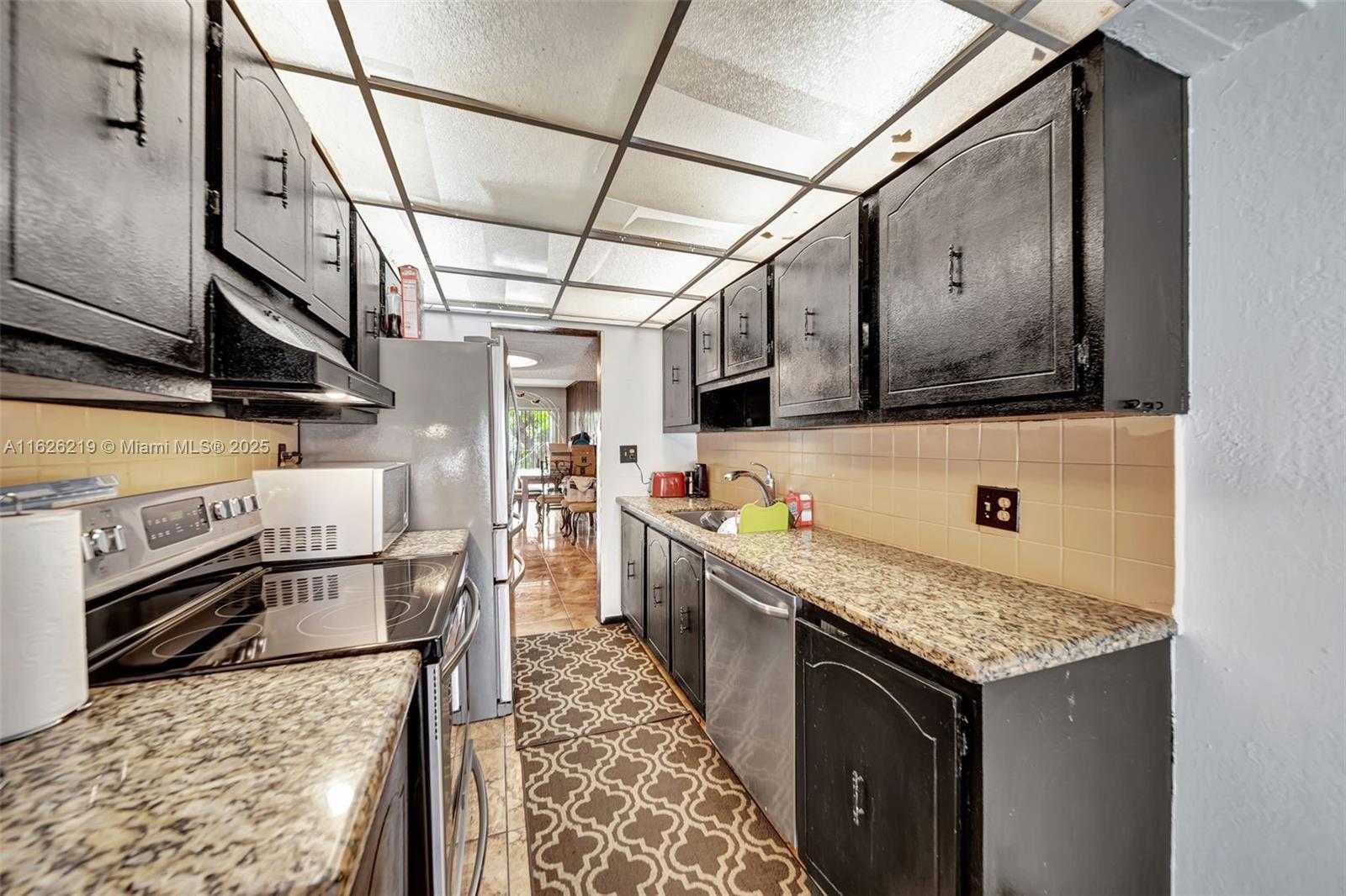 Small Image of 1809 NORTH WEST 58TH AVE #18, Lauderhill Number 9