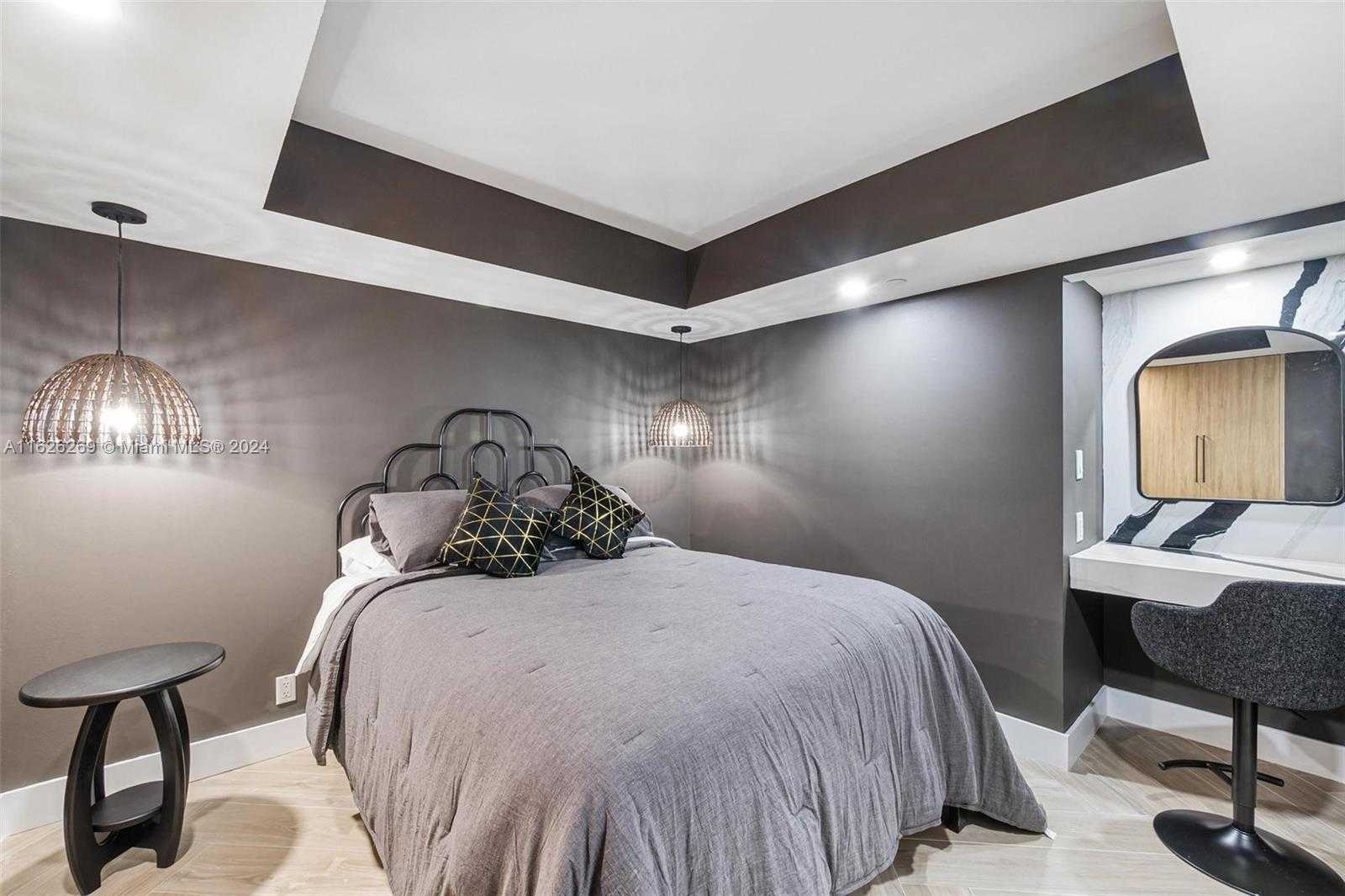 Small Image of 1717 NORTH BAYSHORE DR #A-3755, Miami Number 17