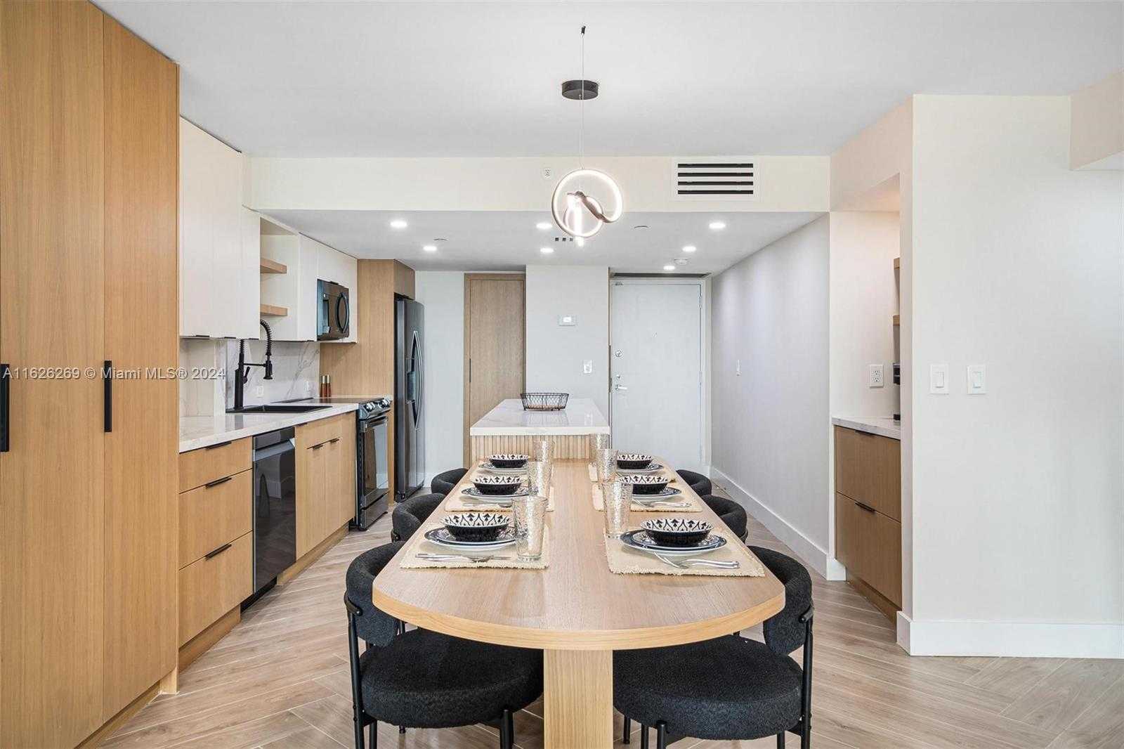 Small Image of 1717 NORTH BAYSHORE DR #A-3755, Miami Number 3