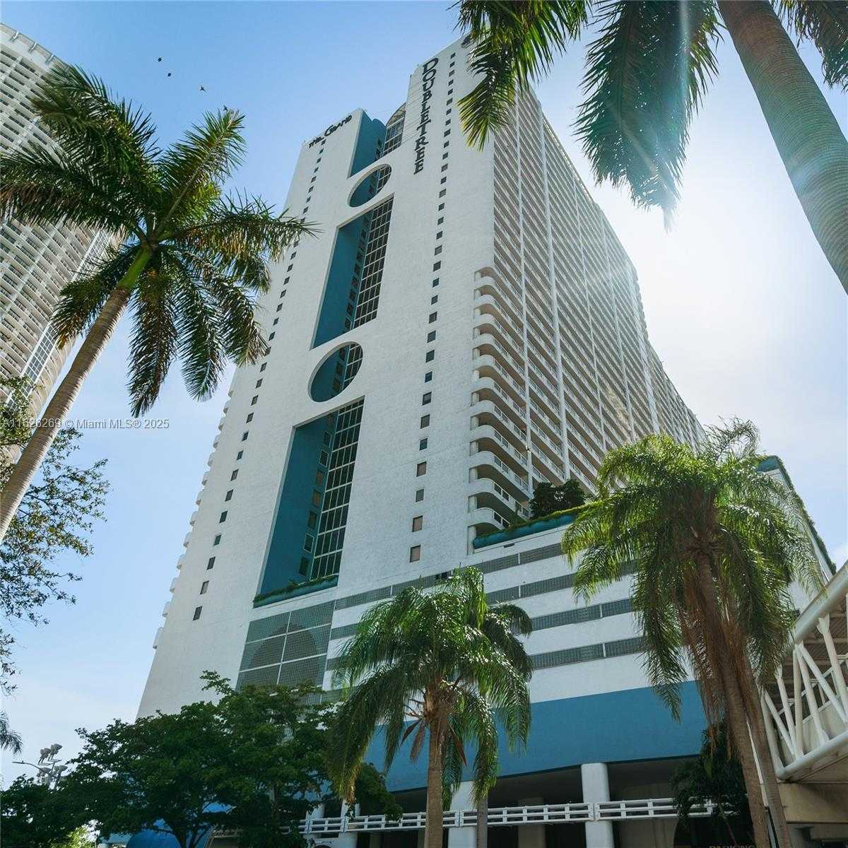 Small Image of 1717 NORTH BAYSHORE DR #A-3755, Miami Number 32