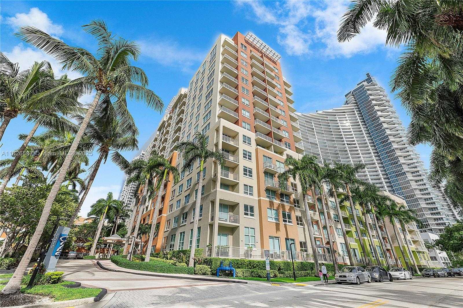 Small Image of 2000 NORTH BAYSHORE DR #1401, Miami Number 23
