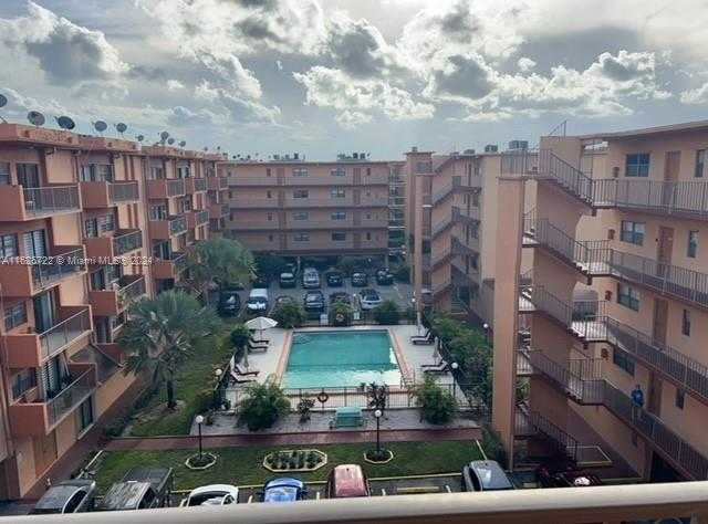 Small Image of 1800 WEST 54 ST #406, Hialeah Number 23