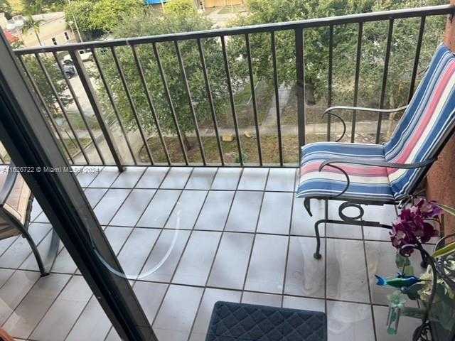 Small Image of 1800 WEST 54 ST #406, Hialeah Number 24