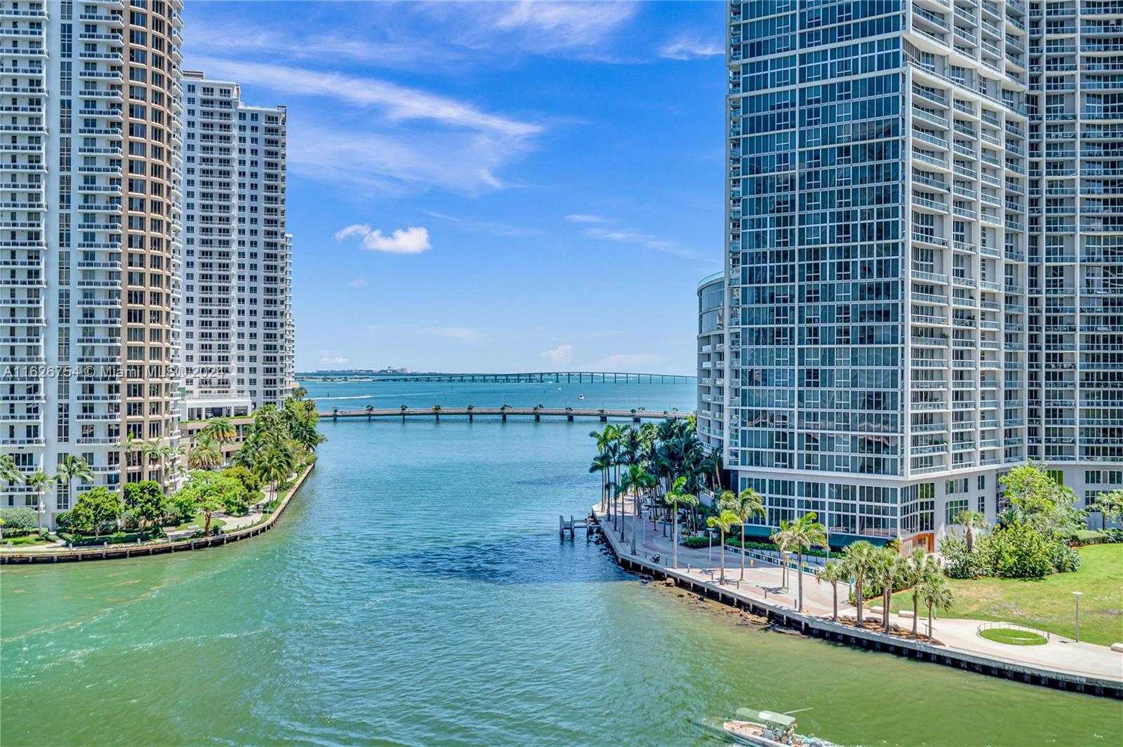 Small Image of 300 BISCAYNE BLVD WAY #703, Miami Number 8