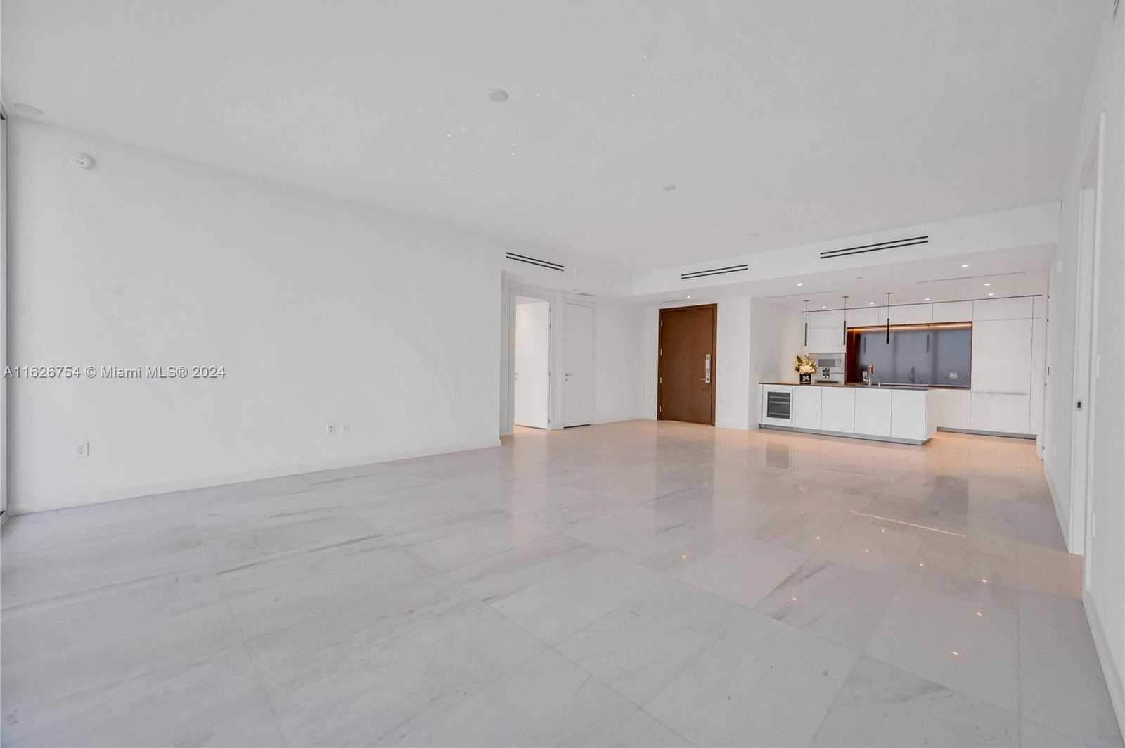 Small Image of 300 BISCAYNE BLVD WAY #703, Miami Number 9